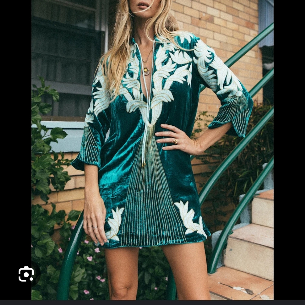 Chasing Unicorns Midnight Rider Velvet Tunic Dress Emerald XL